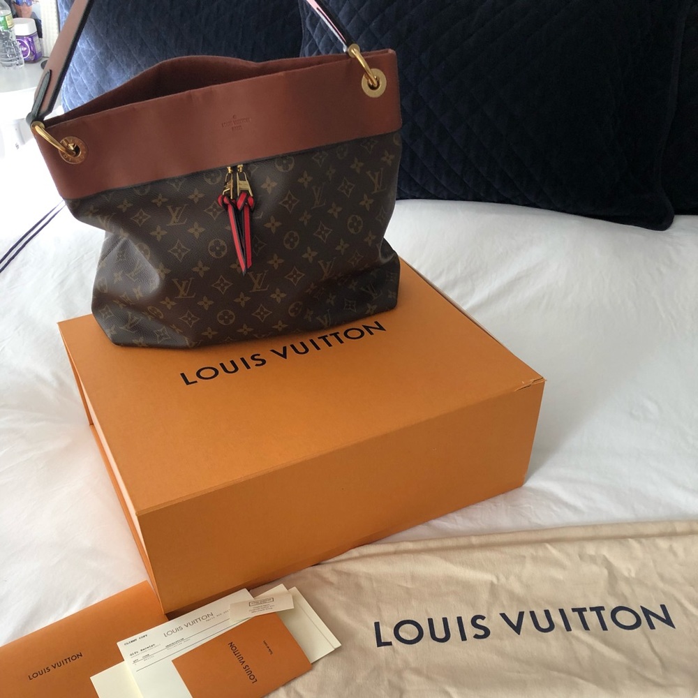 Louis Vuitton tuileries Hobo